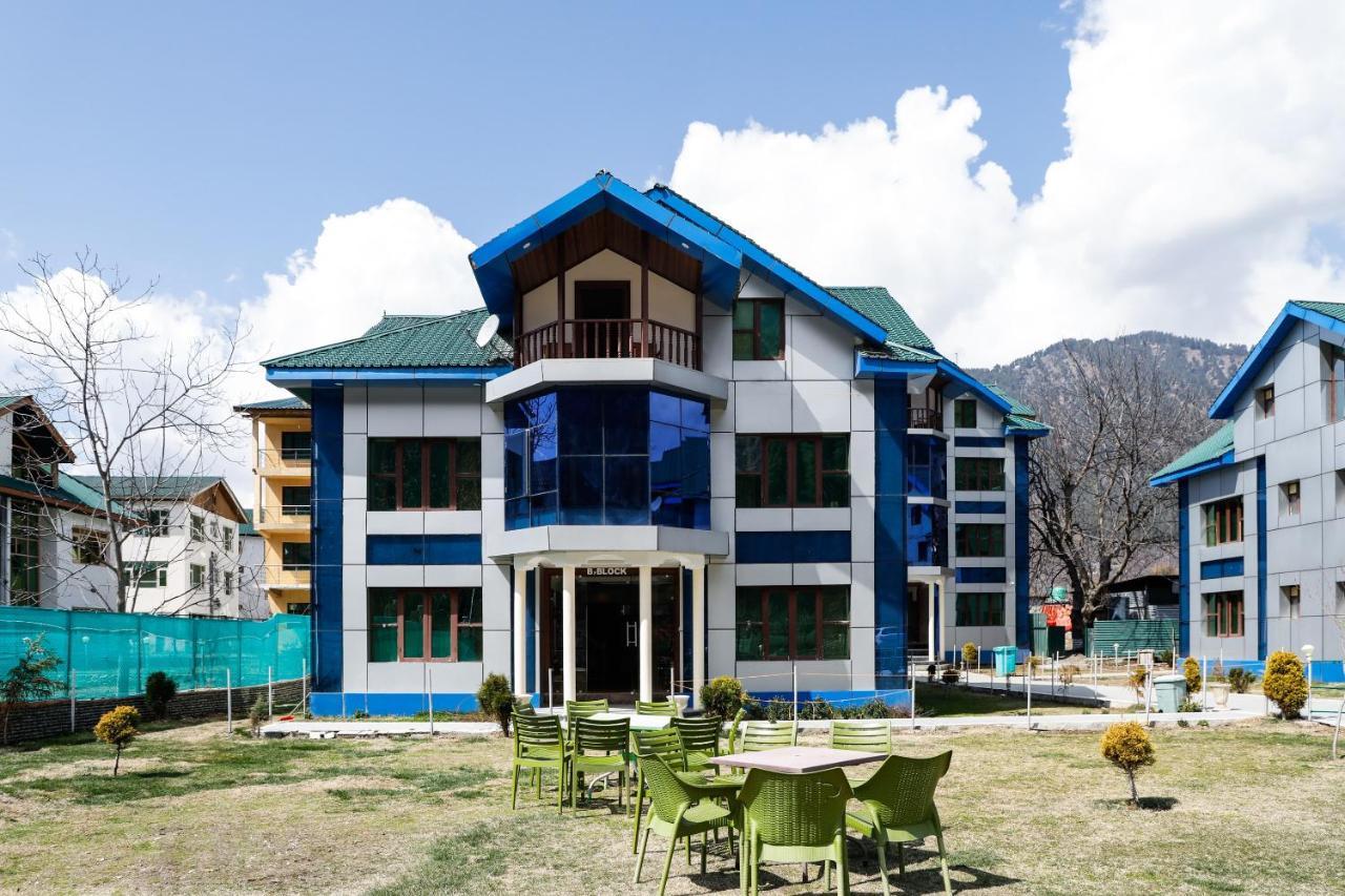 Pahalgam Retreat Hotel Exterior photo