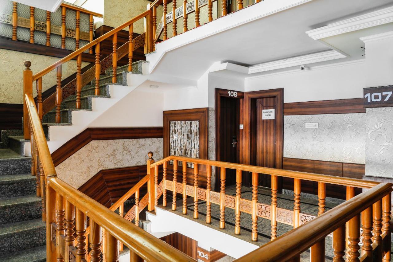 Pahalgam Retreat Hotel Exterior photo