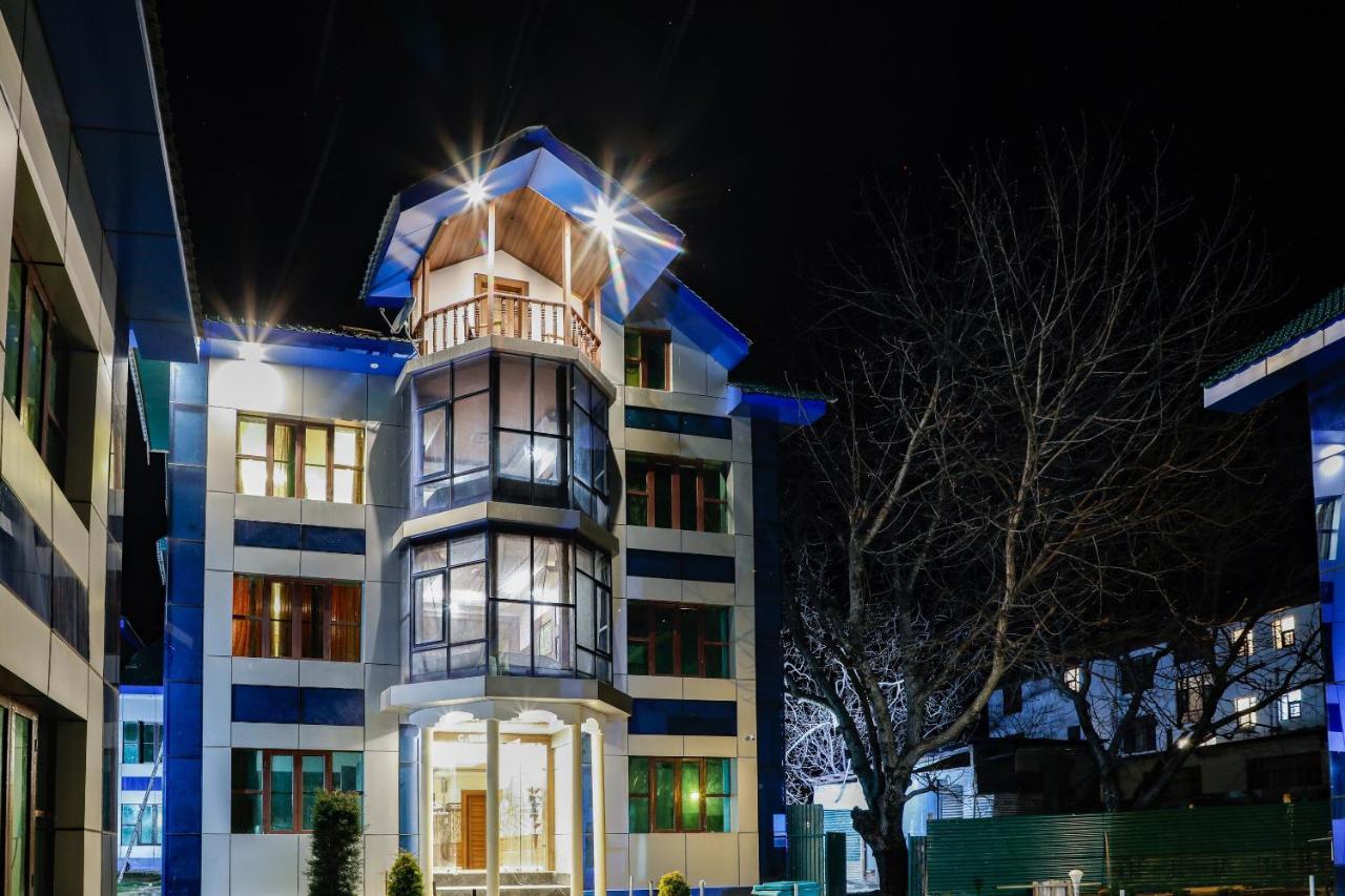 Pahalgam Retreat Hotel Exterior photo