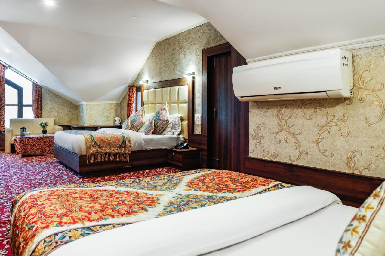 Pahalgam Retreat Hotel Exterior photo