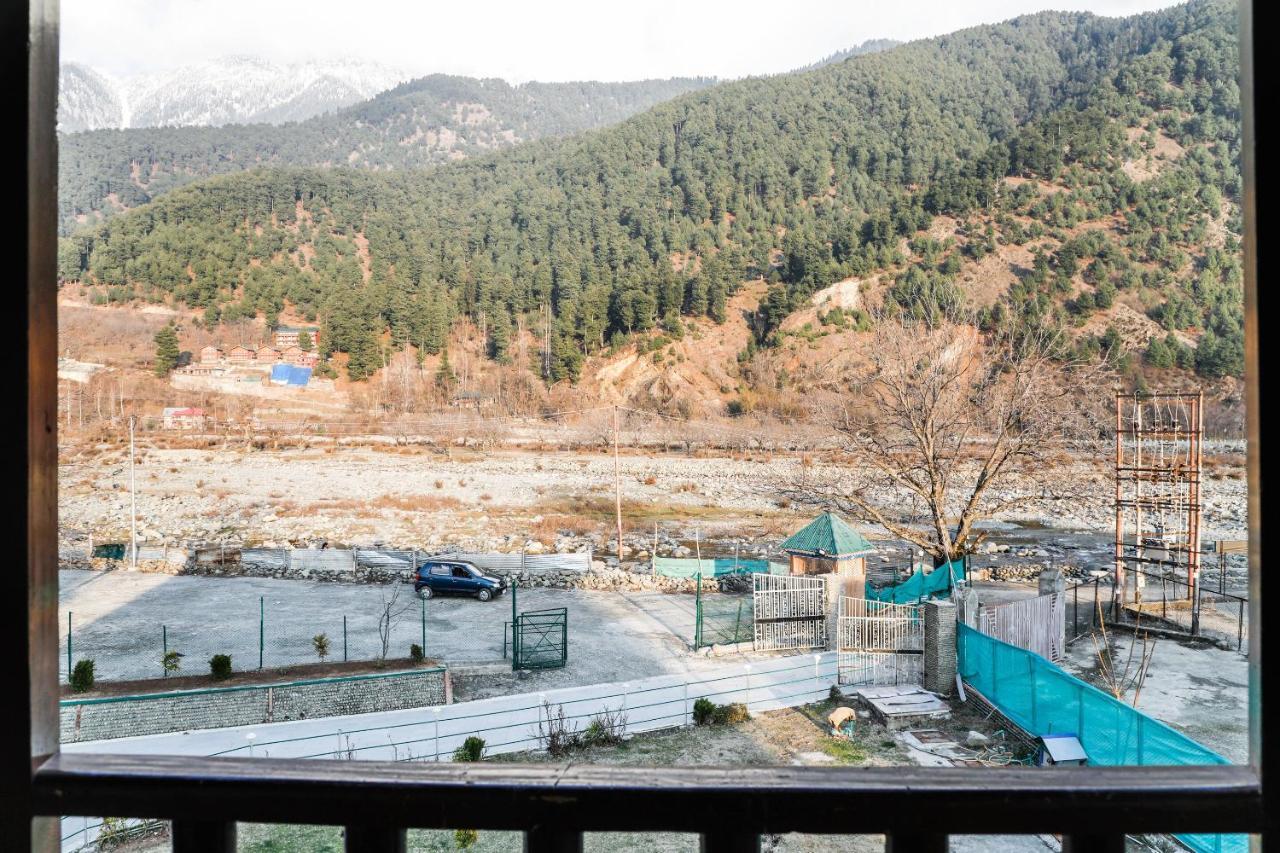 Pahalgam Retreat Hotel Exterior photo