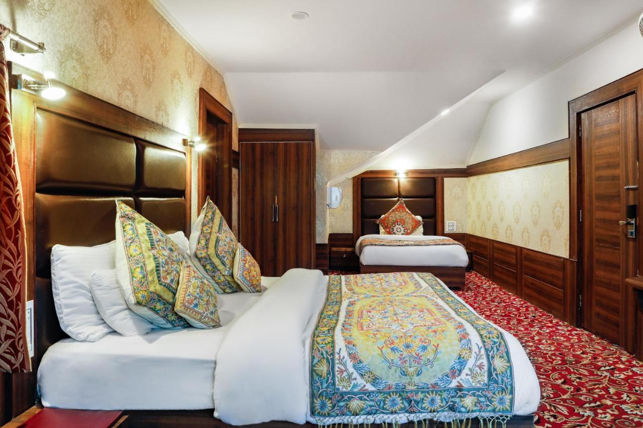 Pahalgam Retreat Hotel Exterior photo